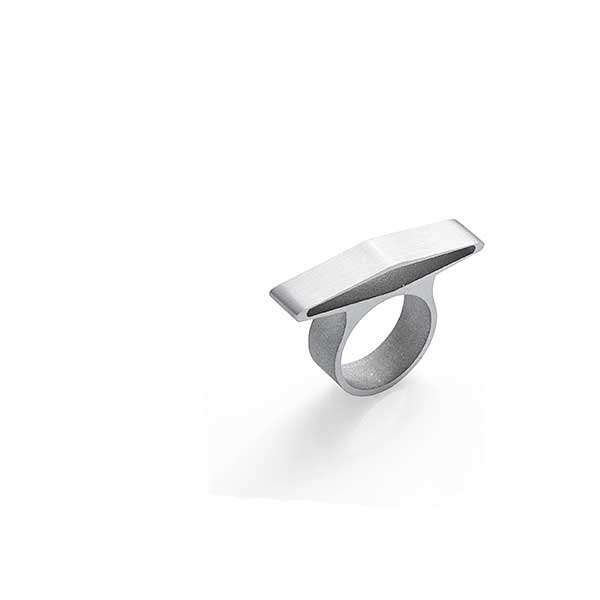 Ring r4 RAW in polished aluminium