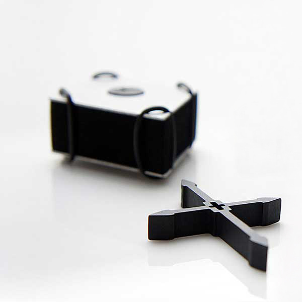 Quadra bracelet in black silicone  and aluminum
